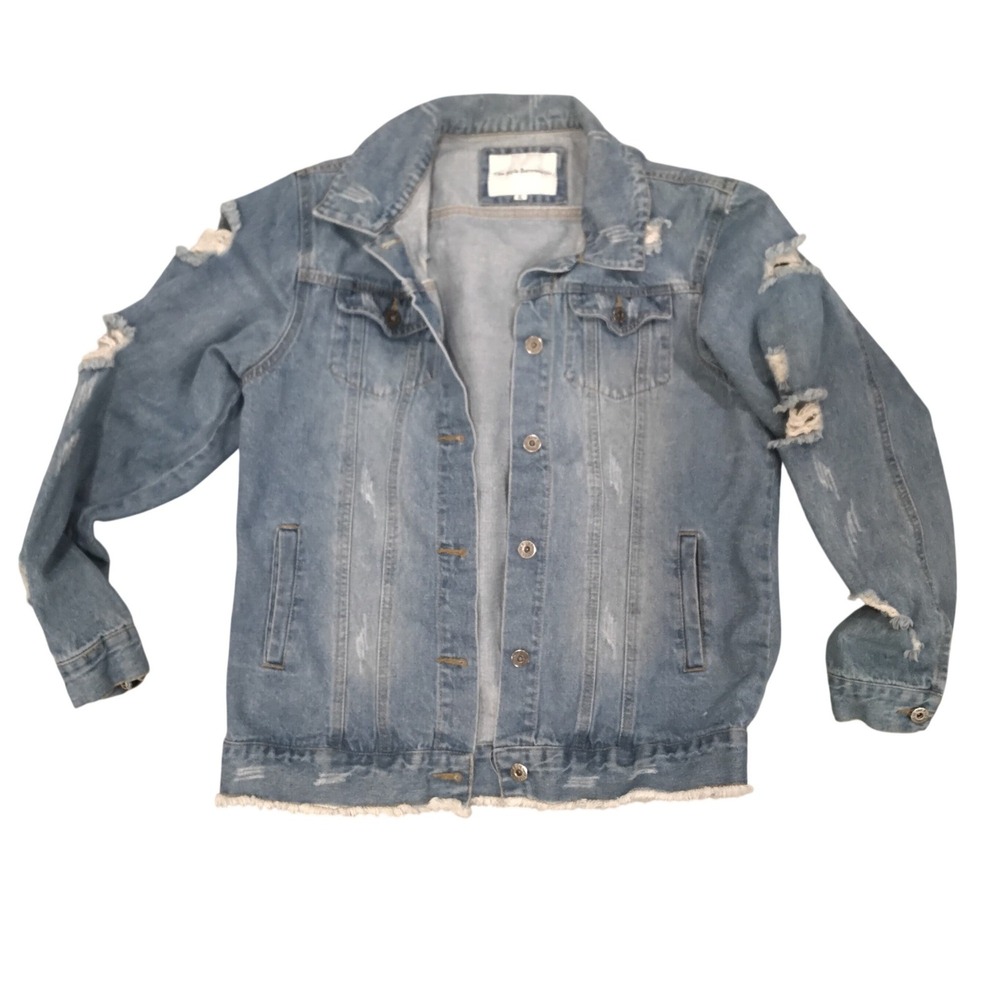 The Style Between Us Distressed Denim Jacket XL Light Wash Raw Hem Trucker
